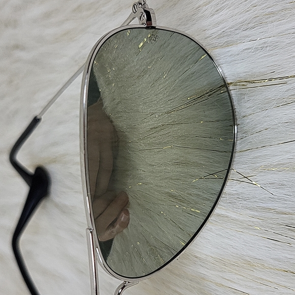 Polarized Ray Ban Aviator Sunglasses - Picture 3 of 8